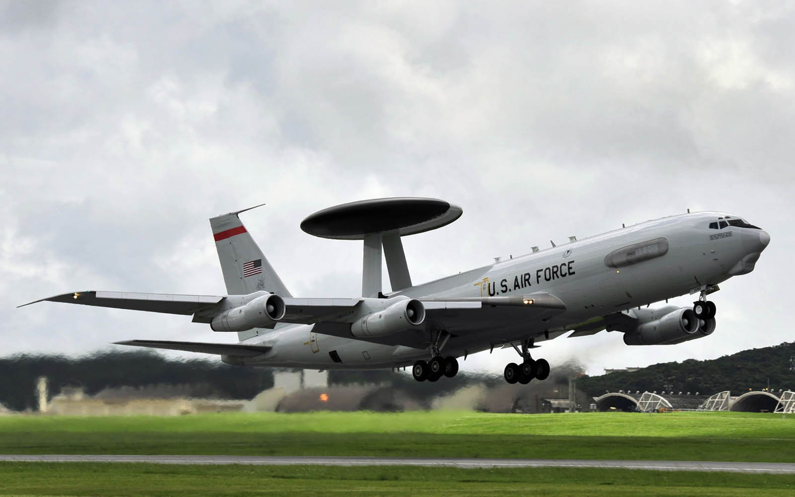 NATEFEMIN 1:200 US E-3 E3 Sentry AWACS Early Warning Aircraft